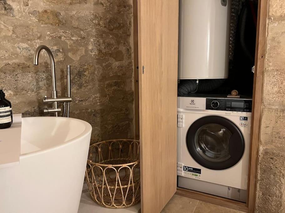 Marais - Unique Duplex Decorated With Taste Paris Exterior foto